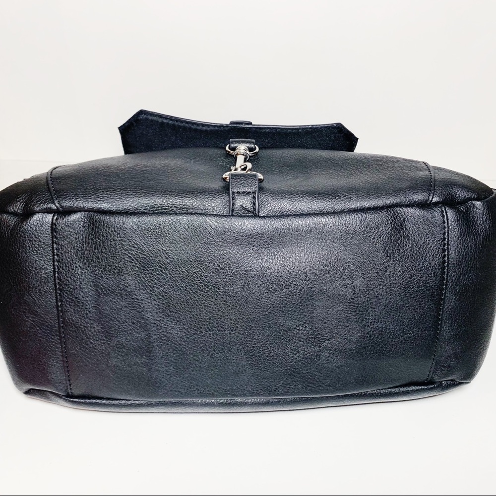 Nicole Miller Large Black Leather Shoulder Bag - Picture 2 of 7